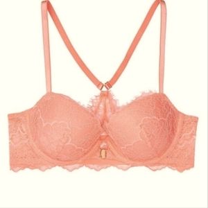 VICTORIA'S SECRET Full Lace Front Clasp  Demi Bra in Blush